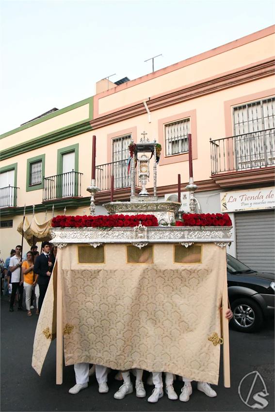 Procesion_del_Corpus_de_la_Parroquia_de_la_Oliva_Dos_Hermanas_Luis_m_Fernandez_210625__11_.JPG