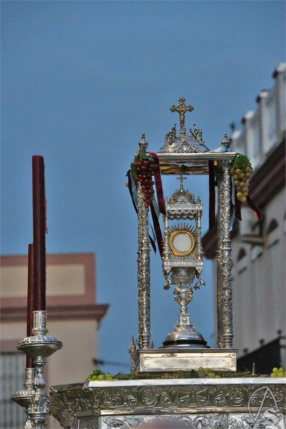 Procesion_del_Corpus_de_la_Parroquia_de_la_Oliva_Dos_Hermanas_Luis_m_Fernandez_210625__14_.JPG