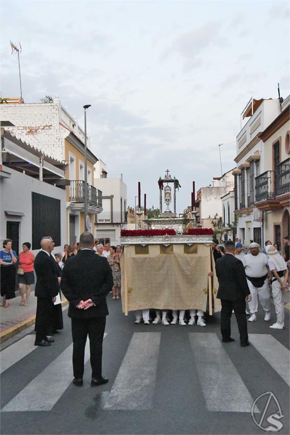 Procesion_del_Corpus_de_la_Parroquia_de_la_Oliva_Dos_Hermanas_Luis_m_Fernandez_210625__6_.JPG