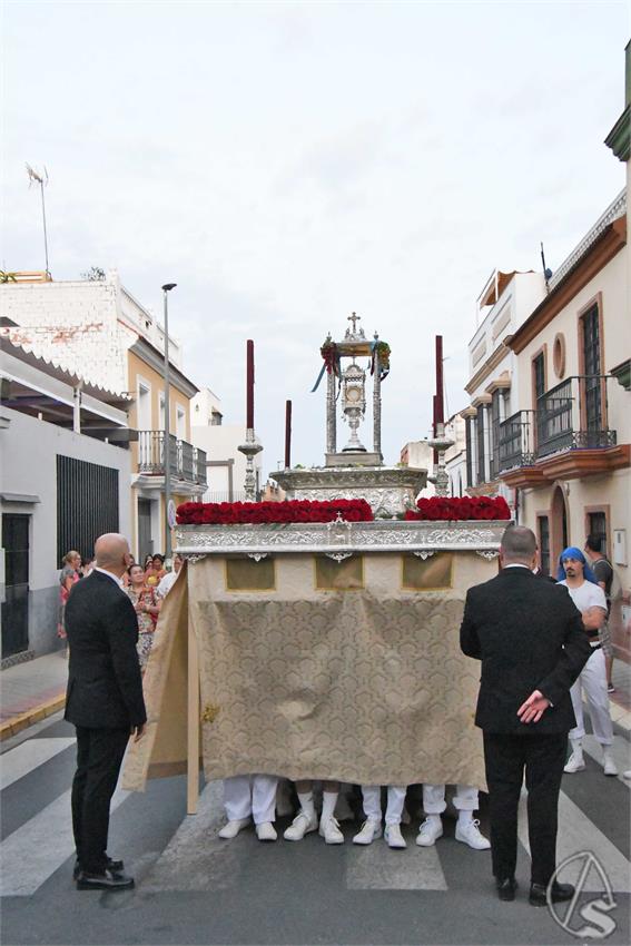 Procesion_del_Corpus_de_la_Parroquia_de_la_Oliva_Dos_Hermanas_Luis_m_Fernandez_210625__8_.JPG