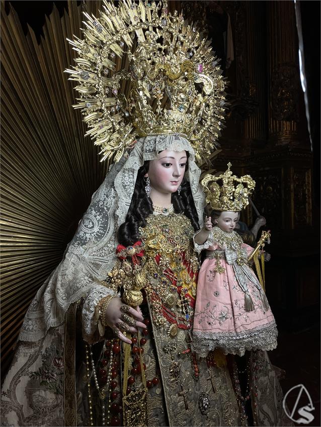 Revista_Miriam_image0