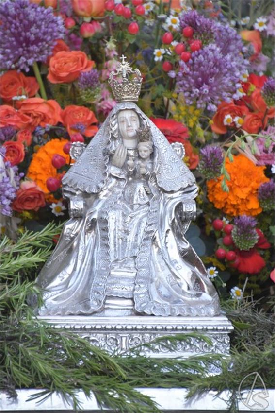 Rocio._206._Dos_Hermanas_16_Copiar.JPG
