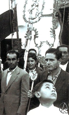 Simpecado elaborado con recortes del palio de malla