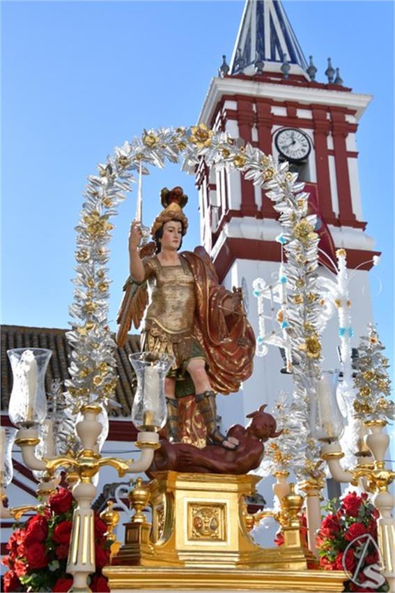 San_Miguel_y_Virgen_del_Buen_Suceso._Castilleja_del_Campo__54___Copiar_.JPG