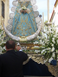 Capataz llamando a sus Hombres