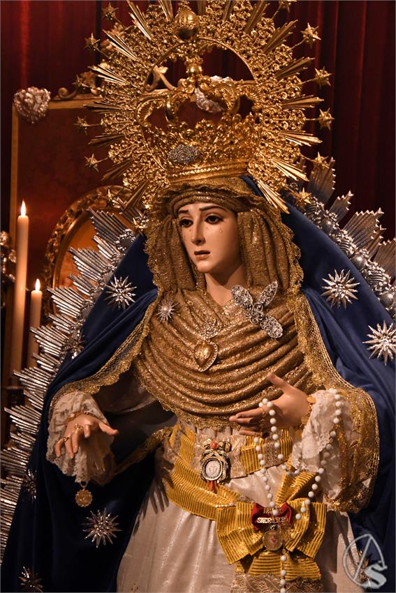 Virgen_Amor_y_Sacrificio_Dos_Hermanas_Luis_M_Fernandez__11_.JPG