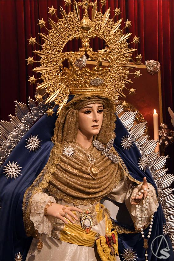 Virgen_Amor_y_Sacrificio_Dos_Hermanas_Luis_M_Fernandez__16_.JPG