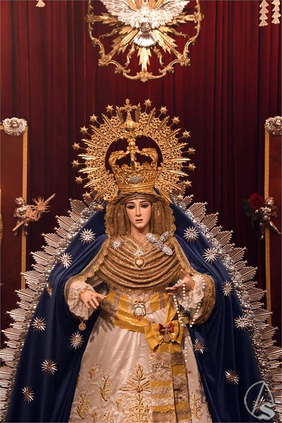 Virgen_Amor_y_Sacrificio_Dos_Hermanas_Luis_M_Fernandez__3_.JPG