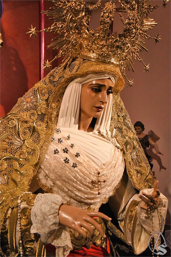 Virgen_Amparo_Dos_Hermanas_Luis_M_Fernandez_151125__7_.JPG