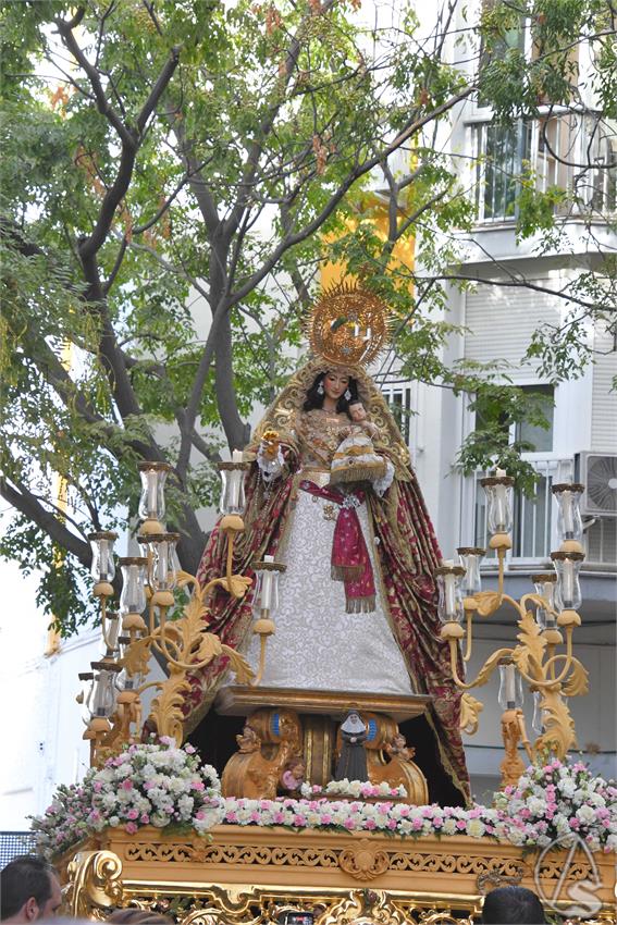 Virgen_Amparo_Fray_Isidoro_Luis_M_Fernandez_251025__18_.JPG