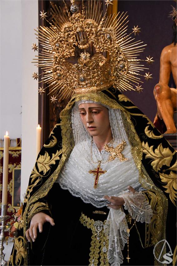 Virgen_Amparo_y_Esperanza_Dos_Hermanas_Luis_M_Fernandez_101124__16_.JPG