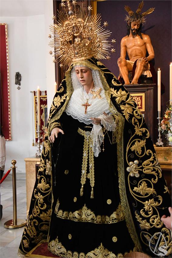 Virgen_Amparo_y_Esperanza_Dos_Hermanas_Luis_M_Fernandez_101124__17_.JPG