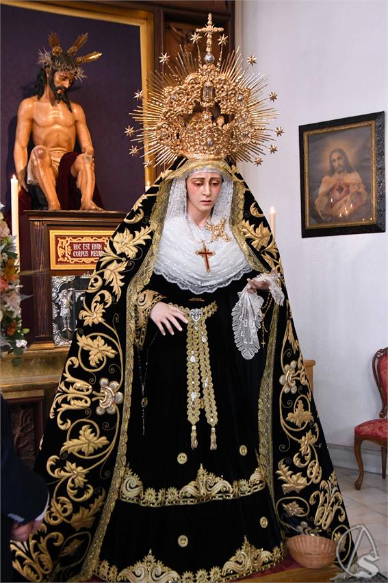Virgen_Amparo_y_Esperanza_Dos_Hermanas_Luis_M_Fernandez_101124__18_.JPG
