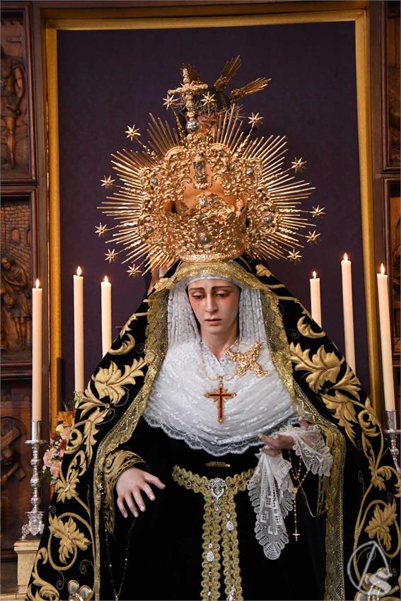 Virgen_Amparo_y_Esperanza_Dos_Hermanas_Luis_M_Fernandez_101124__1_.JPG