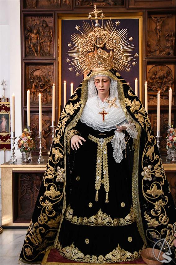 Virgen_Amparo_y_Esperanza_Dos_Hermanas_Luis_M_Fernandez_101124__8_.JPG