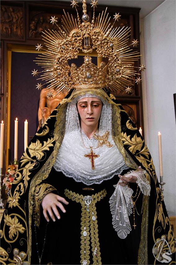 Virgen_Amparo_y_Esperanza_Dos_Hermanas_Luis_M_Fernandez_101124__9_.JPG
