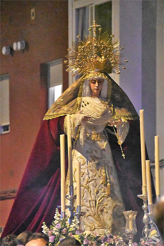 Virgen_Amparo_y_Esperanza_Dos_Hermanas_Luis_M_Fernandez_251025__16_.JPG