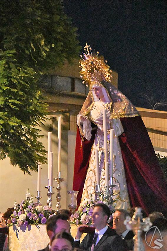 Virgen_Amparo_y_Esperanza_Dos_Hermanas_Luis_M_Fernandez_251025__18_.JPG