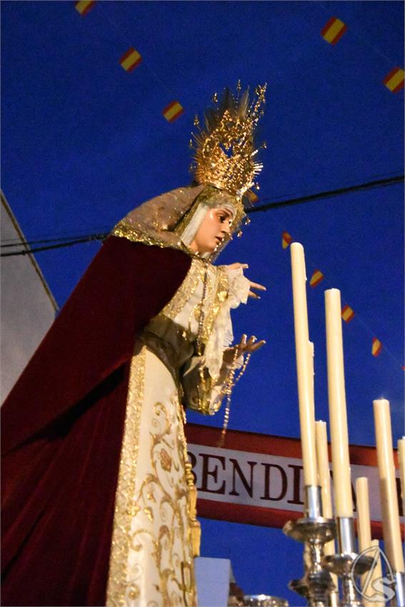 Virgen_Amparo_y_Esperanza_Dos_Hermanas_Luis_M_Fernandez_251025__8_.JPG