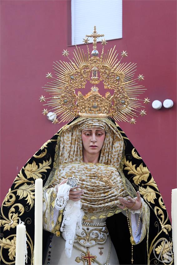 Virgen_Amparo_y_Esperanza_Dos_Hermanas_Luis_m_Fernandez_271024__12_.JPG