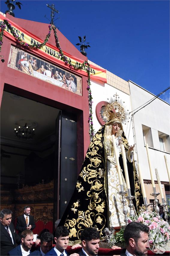 Virgen_Amparo_y_Esperanza_Dos_Hermanas_Luis_m_Fernandez_271024__18_.JPG