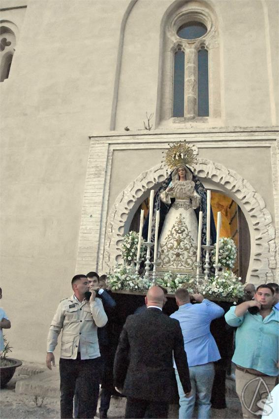Virgen_Angeles_Sanlucar_la_Mayor_Luis_M_Fernandez_310726_10.JPG