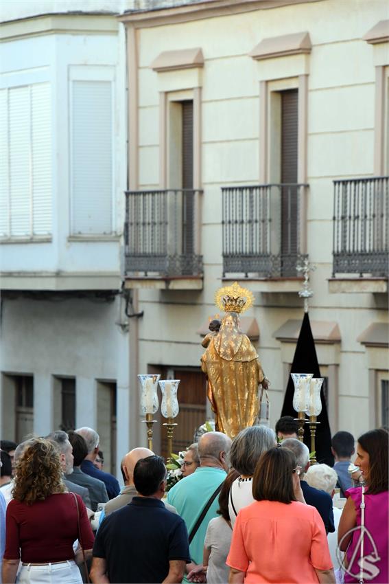 Virgen_Carmen_Alcala_de_Guadaira_Luis_M_Fernandez_110725__13_.JPG