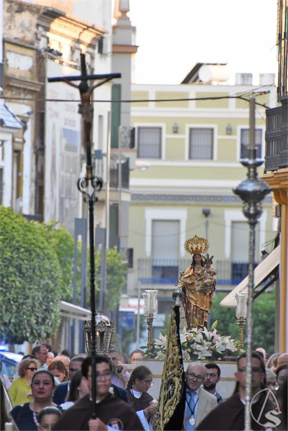 Virgen_Carmen_Alcala_de_Guadaira_Luis_M_Fernandez_110725__16_.JPG