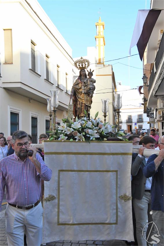 Virgen_Carmen_Alcala_de_Guadaira_Luis_M_Fernandez_110725__7_.JPG