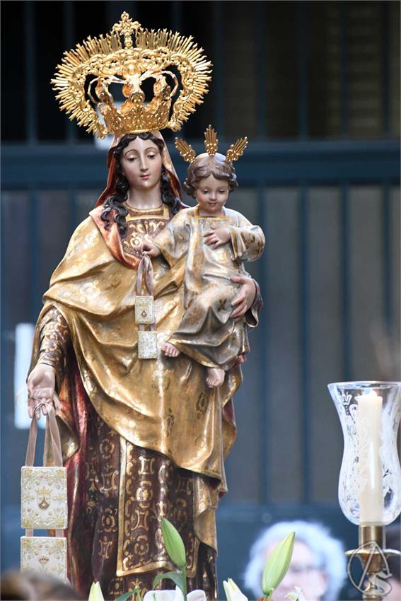 Virgen_Carmen_Alcala_de_Guadaira_Luis_M_Fernandez_110725__8_.JPG