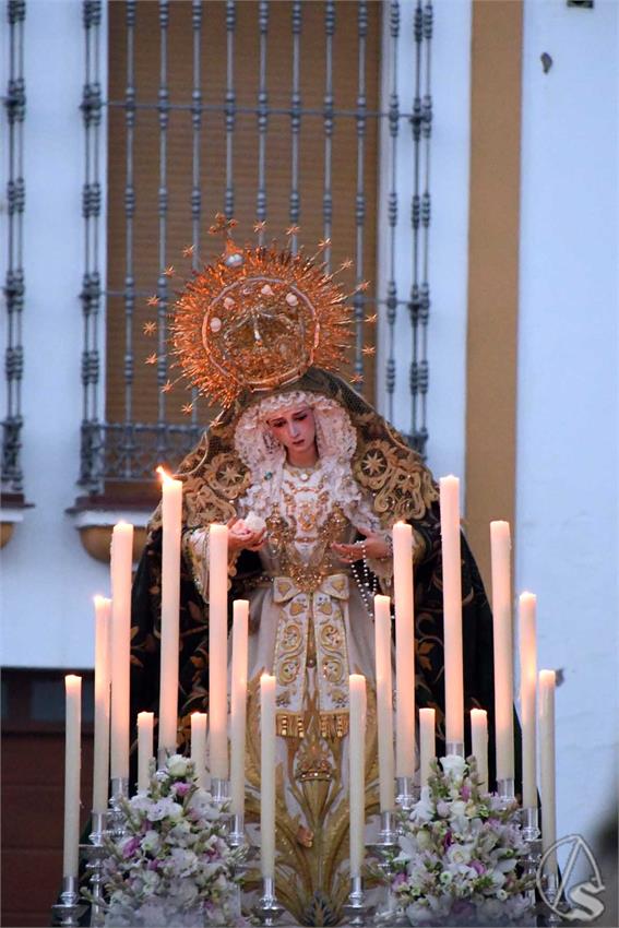 Virgen_Dolores_Benacazon_Luis_M_Fernandez_060926_3.JPG