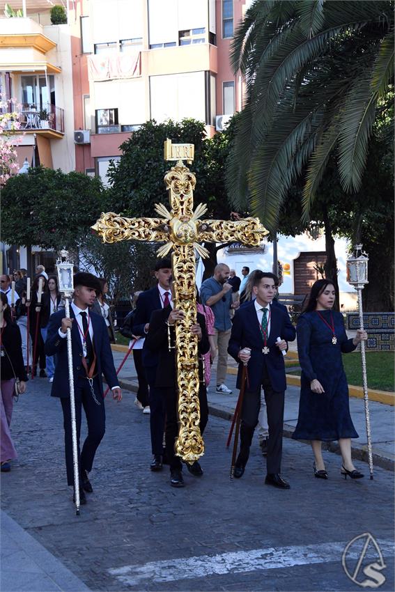 Virgen_Esperanza_Dos_Hermanas_Luis_M_Fernandez_111025__1_.JPG