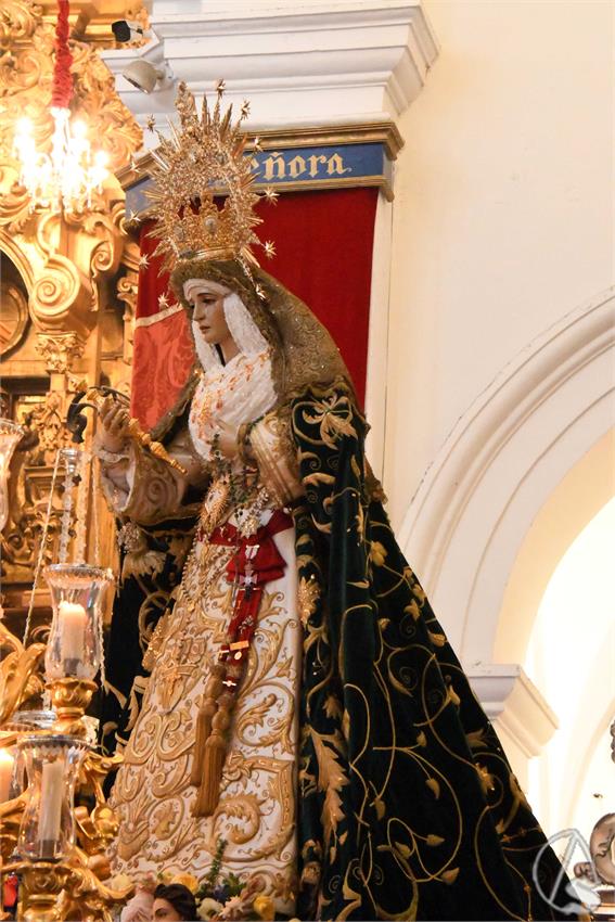 Virgen_Esperanza_Dos_Hermanas_Luis_M_Fernandez_111025__22_.JPG