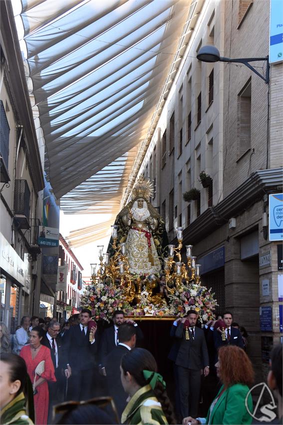 Virgen_Esperanza_Dos_Hermanas_Luis_M_Fernandez_111025__4_.JPG
