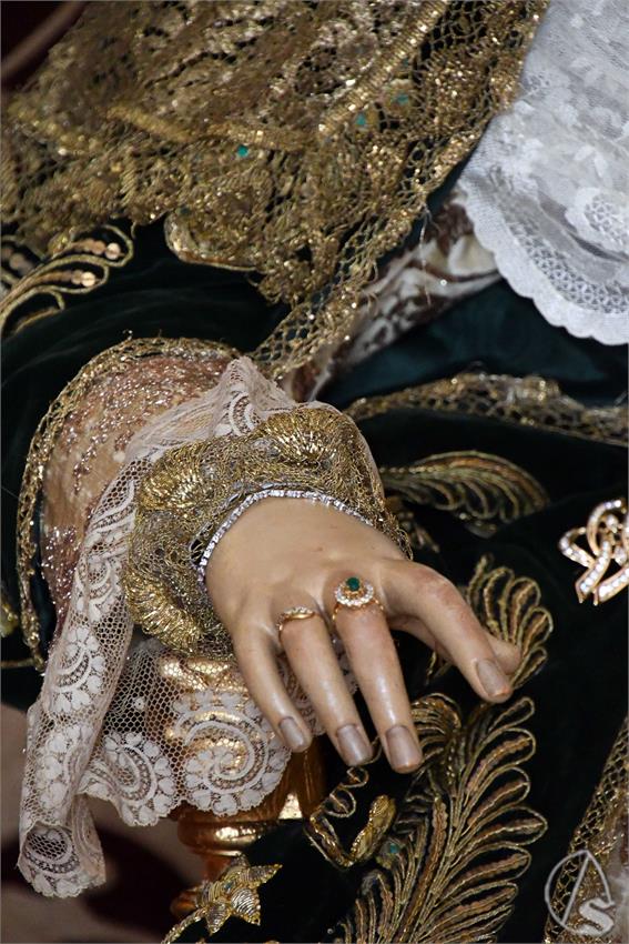 Virgen_Esperanza_Dos_Hermanas_Luis_M_Fernandez_200925__7_.JPG