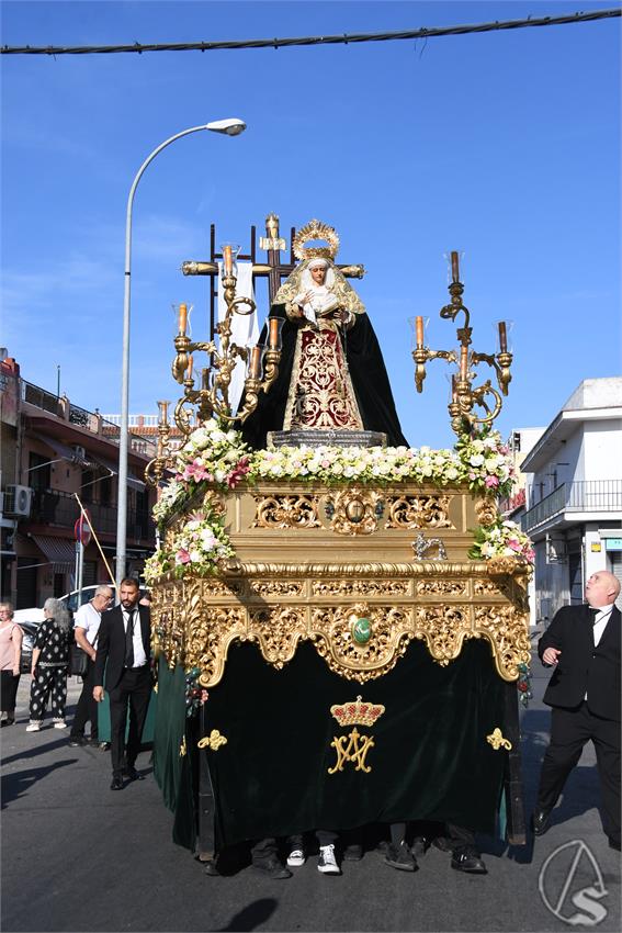 Virgen_Esperanza_y_Caridad_Luis_M_Fernandez_300526_3.JPG