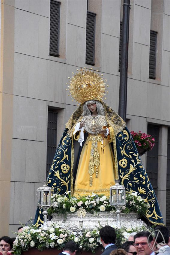 Virgen_Estrella_Dos_Hermanas_Luis_M_Fernandez_040525__2_.JPG
