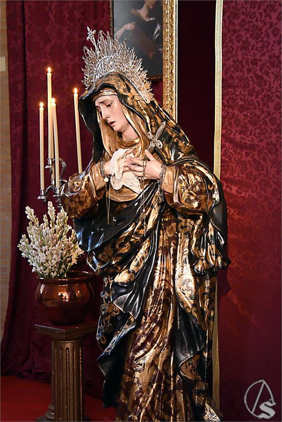 Virgen_Mayor_Dolor_La_Barzola_Luis_M_Fernandez_140925__1_.JPG