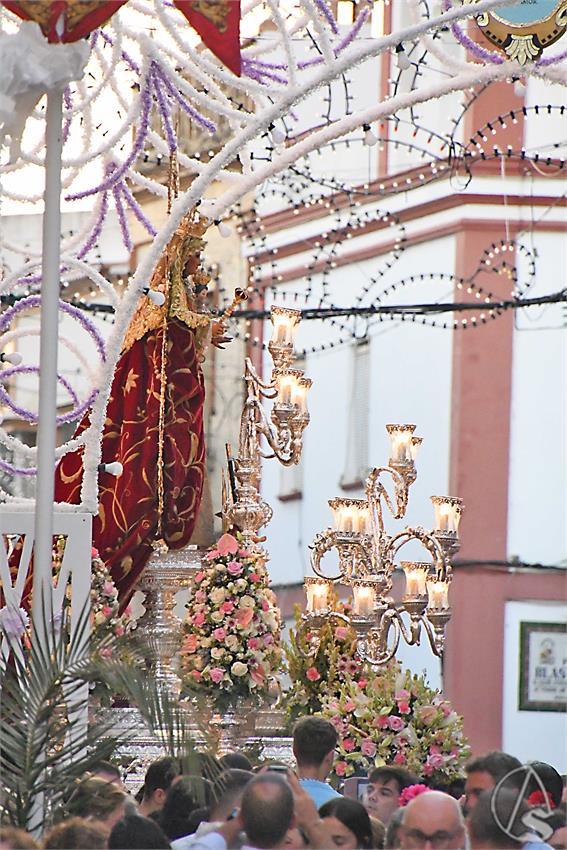 Virgen_Nieves_Benacazon_Luis_M_Fernandez_060826_1.JPG
