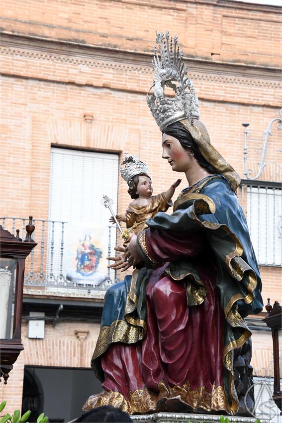 Virgen_Nieves_Olivares_Luis_M_Fernandez_111026_8.JPG