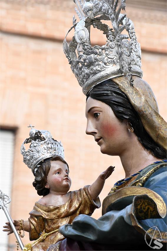 Virgen_Nieves_Olivares_Luis_M_Fernandez_111026_9.JPG