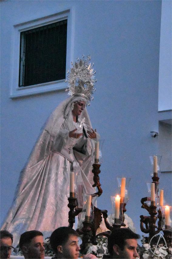 Virgen_Paz_y_Esperanza_Los_Palacios_Luis_M_Fernandez_240126__7_.JPG