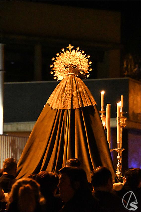 Virgen_Paz_y_Esperanza_Los_Palacios_y_Villafranca_Luis_M_Fernandez_27y280124__15_.JPG