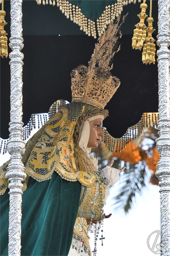 Virgen_de_Palma_y_Esperanza_Palma_del_Rio_Luis_M_Fernandez_091124__23_.JPG