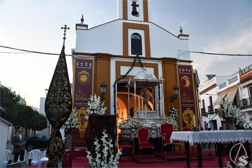 Virgen_de_la_Aurora._Los_Palacios_y_Villafranca__1___Copiar_.JPG