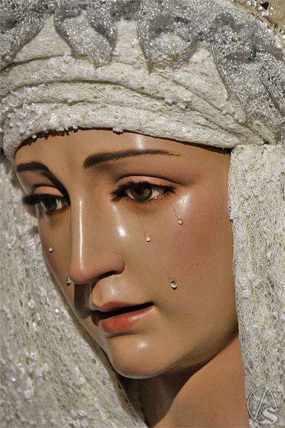 Virgen_de_la_Paz_Dos_Hermanas_Luis_M_Fernandez__11_.JPG