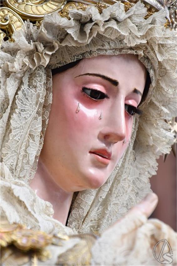Virgen_de_la_Piedad._Sanlucar_la_Mayor_140_Copiar.JPG