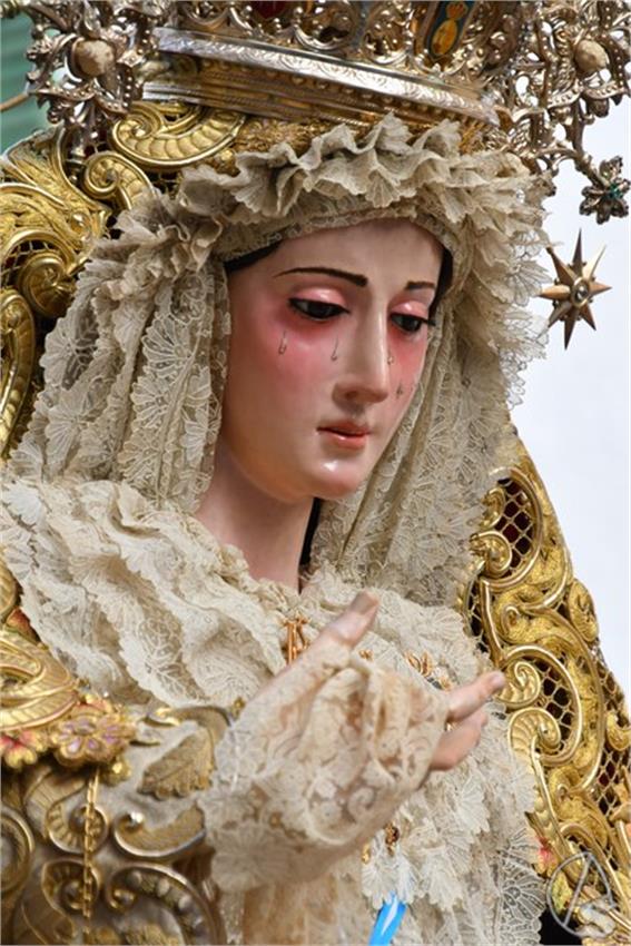 Virgen_de_la_Piedad._Sanlucar_la_Mayor_157_Copiar.JPG