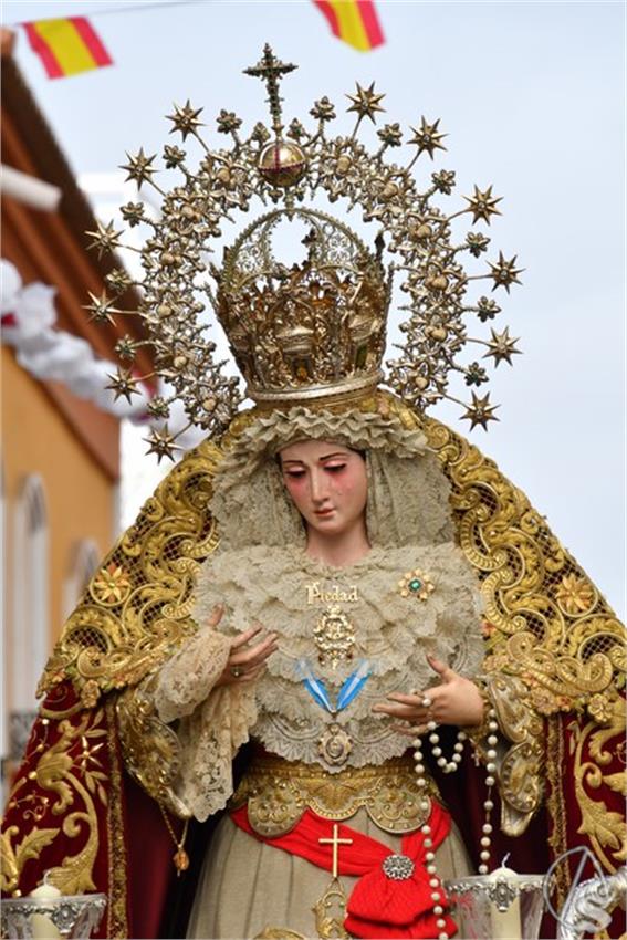 Virgen_de_la_Piedad._Sanlucar_la_Mayor_179_Copiar.JPG