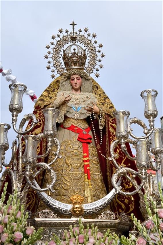 Virgen_de_la_Piedad._Sanlucar_la_Mayor_217_Copiar.JPG
